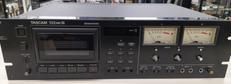 カセットデッキ|TASCAM