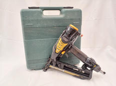 高圧フロア用釘打機|HITACHI