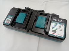 2口充電器|MAKITA