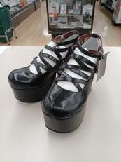 厚底パンプス|ヨースケ