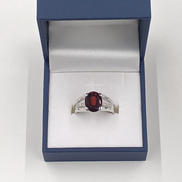 K18WG石付きリング|K18WG