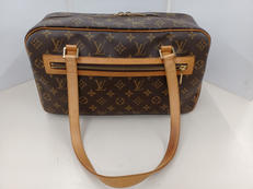 シテGM|LOUIS VUITTON