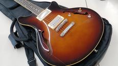 セミアコ|EDWARDS