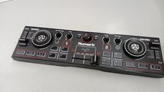 DJコントローラー|NUMARK