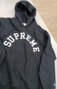 黒パーカー|SUPREME