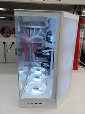 ゲーミングパソコン|NZXT