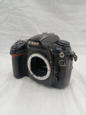 デジタル一眼レフ ボディ|NIKON