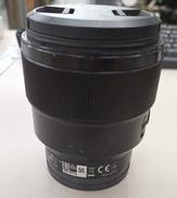 標準・中望遠単焦点レンズ|SONY