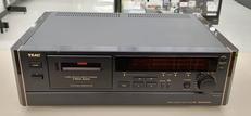 カセットデッキ|TEAC