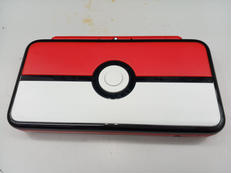 NEW 2DS LL(モンスターボールエディション)|NINTENDO