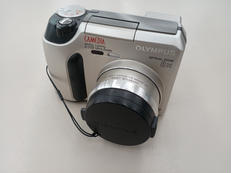 デジタルカメラ|OLYMPUS