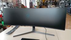 スーパーウルトラワイド液晶モニター|SAMSUNG