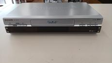 S-VHSデッキ|PANASONIC
