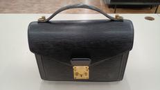 ハンドバッグ(エピ モンソー)|LOUIS VUITTON