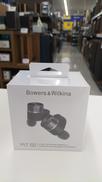 ワイヤレスイヤホン|BOWERS & WILKINS