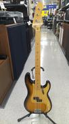 プレシジョンベースタイプ|FENDER