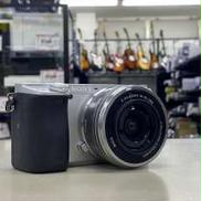 ミラーレス一眼|SONY