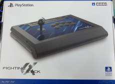 アーケードコントローラー|HORI