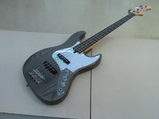 エレキベース|BACCHUS