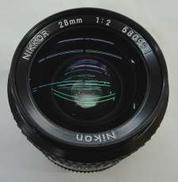 単焦点レンズ|NIKON