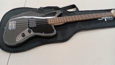 ジャガーベース|SQUIER