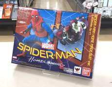 スパイダーマンホームメイドスーツ&アイアンマン マーク47|BANDAI