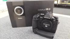 ミラーレス一眼ボディ|OLYMPUS