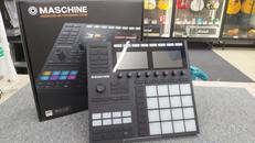 インターフェイス|NATIVE INSTRUMENTARAL