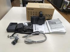 コンパクトデジタルカメラ|RICOH