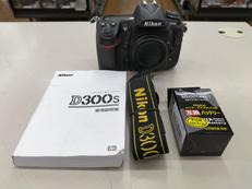 DXフォーマットデジタル一眼|NIKON