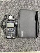 デジタル一眼レフの再現幅を記憶できる単体露出計|SEKONIC