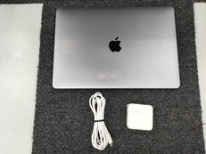 M1/8GB/256GB　SSD搭載|APPLE