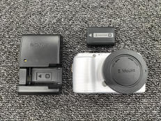 ミラーレス一眼|SONY