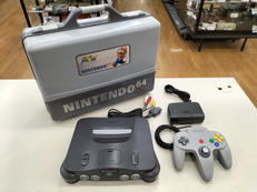 キャリングケース付属！64|NINTENDO