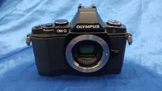 ミラーレスボディ|OLYMPUS