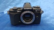 ミラーレスボディ|OLYMPUS