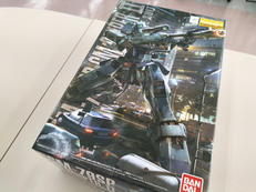 ガンダム|BANDAI
