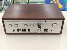 プリメインアンプ|LUXMAN