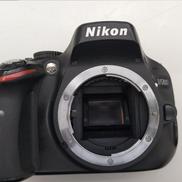 デジタル一眼レフ|NIKON