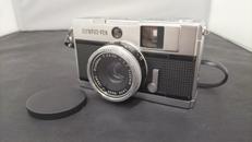 ハーフサイズカメラ|OLYMPUS