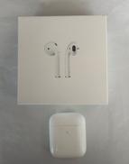 AIRPODS|APPLE