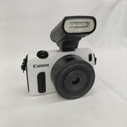 ミラーレス一眼|CANON