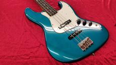 エレキベース|FENDER