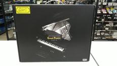 グランドピアニスト