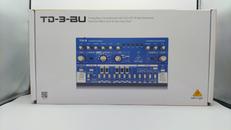 ベースシンセサイザー|BEHRINGER