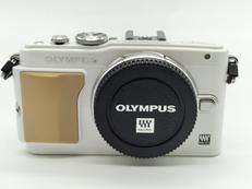 ミラーレス一眼|OLYMPUS