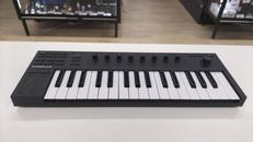 MIDIキーボード|KOMPLETE
