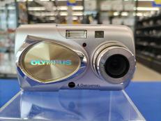 デジカメ 320万画素|OLYMPUS