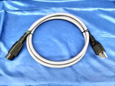 電源ケーブル|OYAIDE