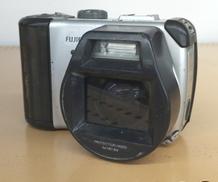 デジタルカメラ|FUJIFILM